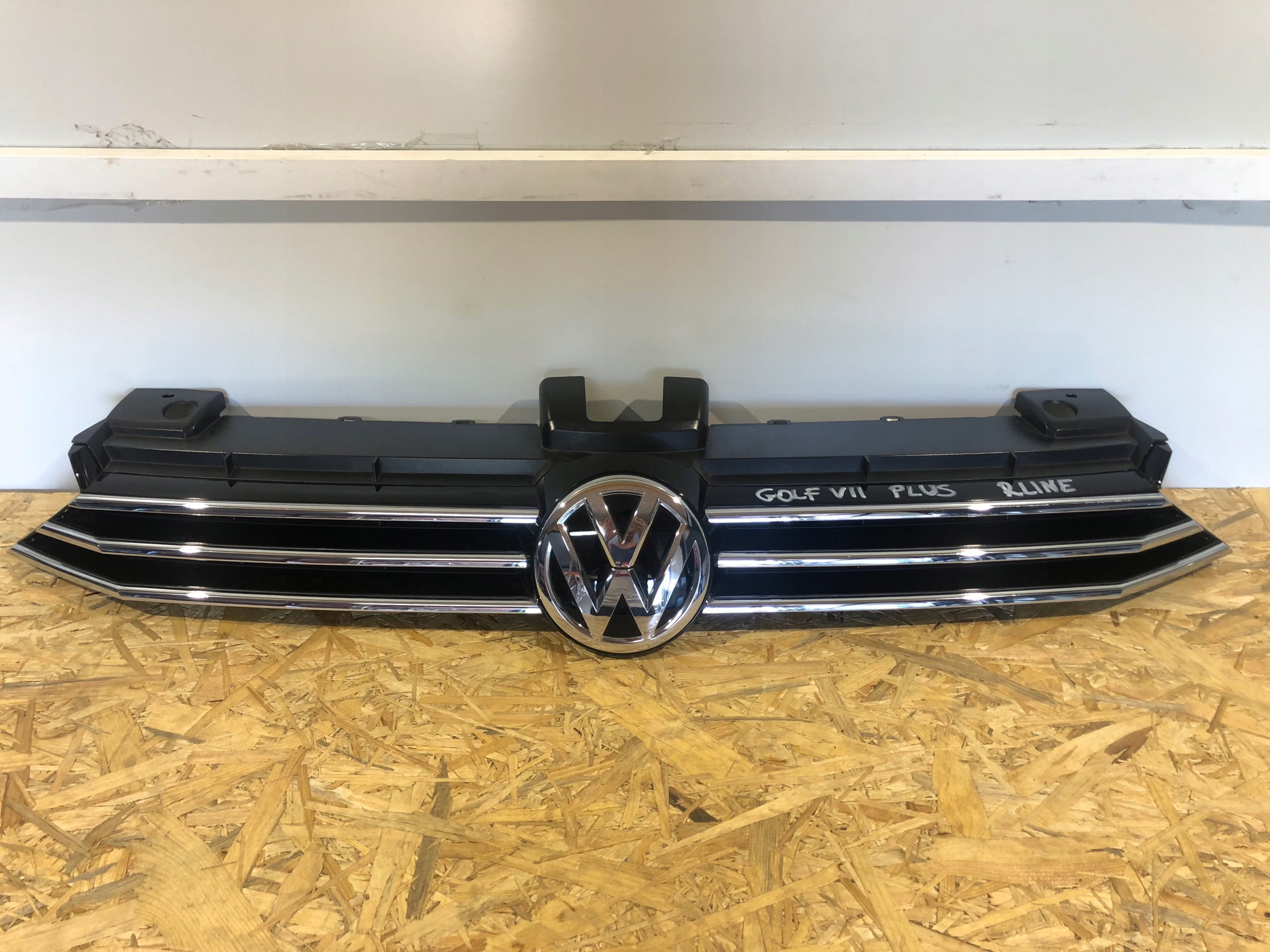 GRILL ATRAPA ZDERZAKA VW GOLF VII PLUS RLINE za 300 zł z sierakow