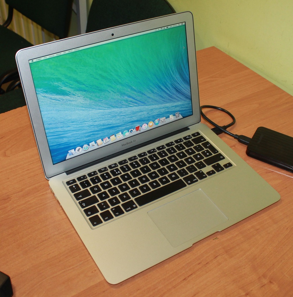 Macbook Air Md I Ghz Gb Hd Wawa