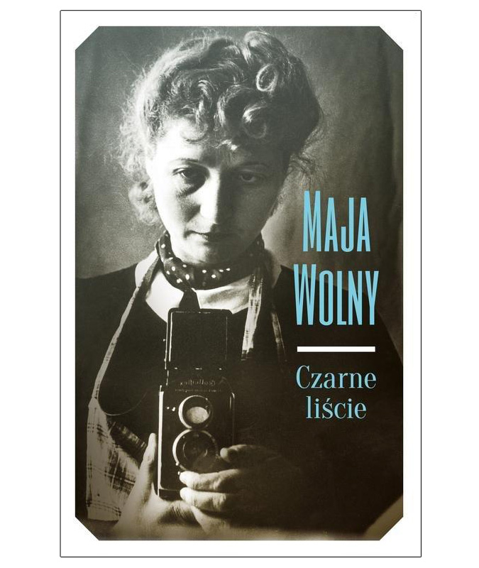 

Czarne liście Maja Wolny