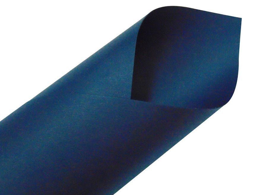 

Papier ozdobny gładki Sirio granatowy 210g A4 5ar