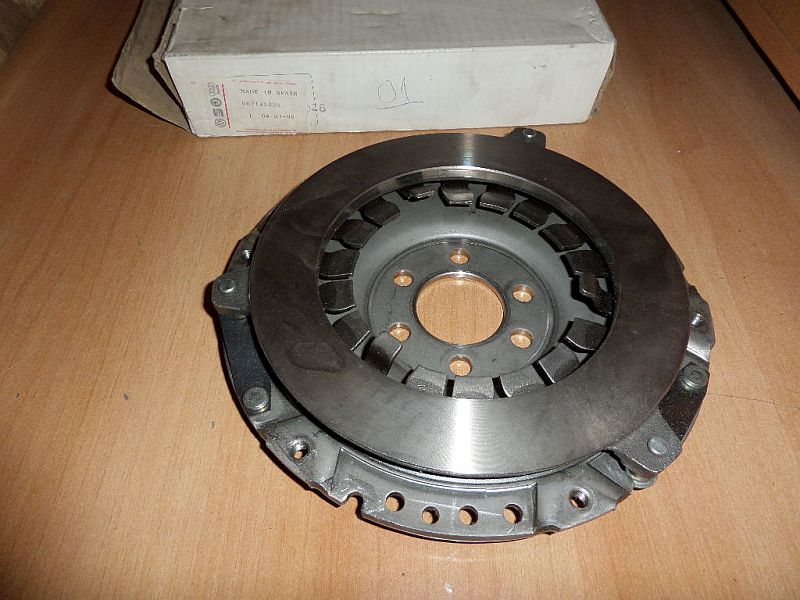 067141026 - НОВЫЙ ОРИГИНАЛЬНЫЙ ЗАЖИМ СЦЕПЛЕНИЯ GOLF JETTA SCIROCCO