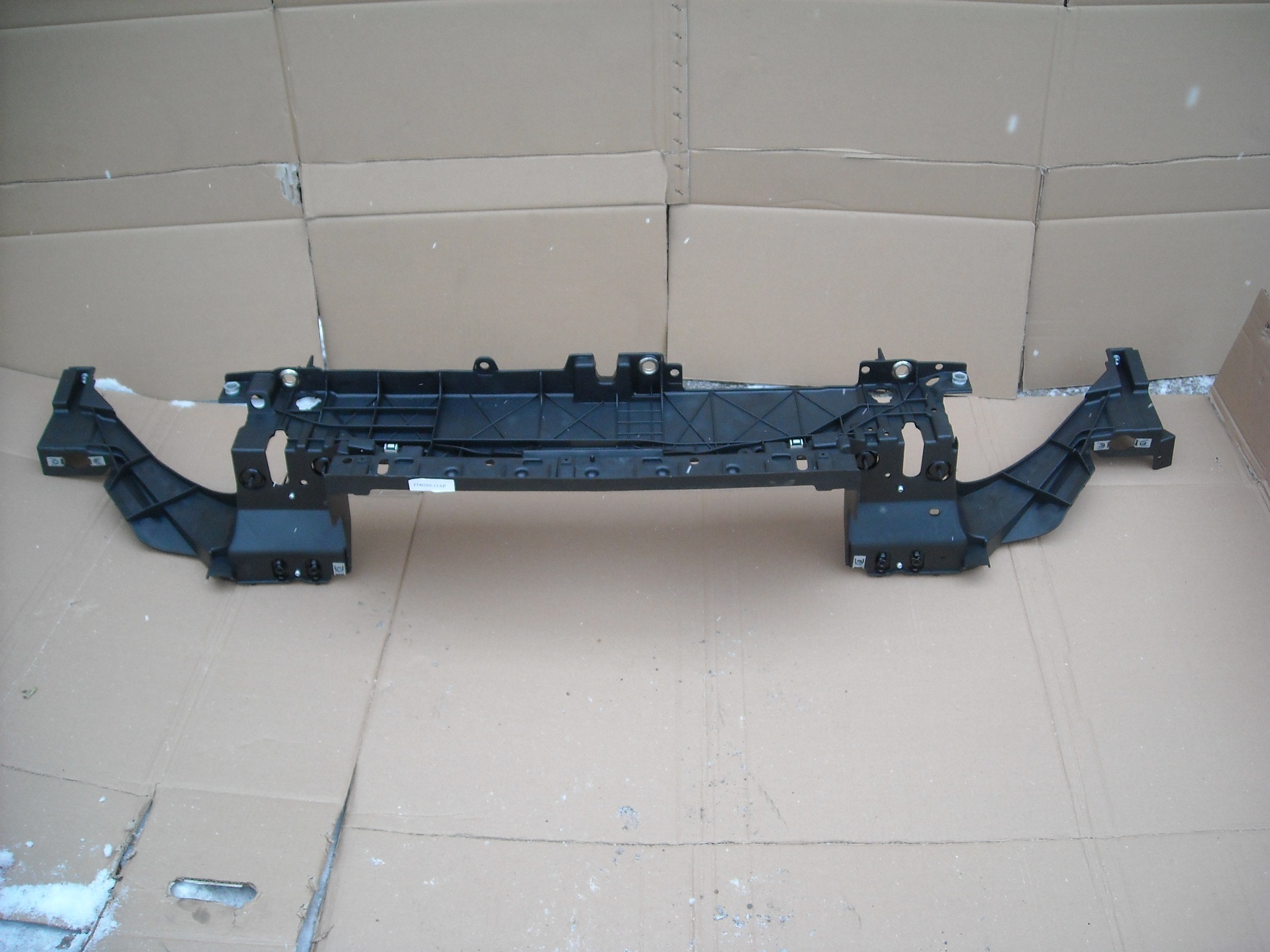 wzmocnienie pas przedni Ford MONDEO MK5 FUSION usa Numer katalogowy części .