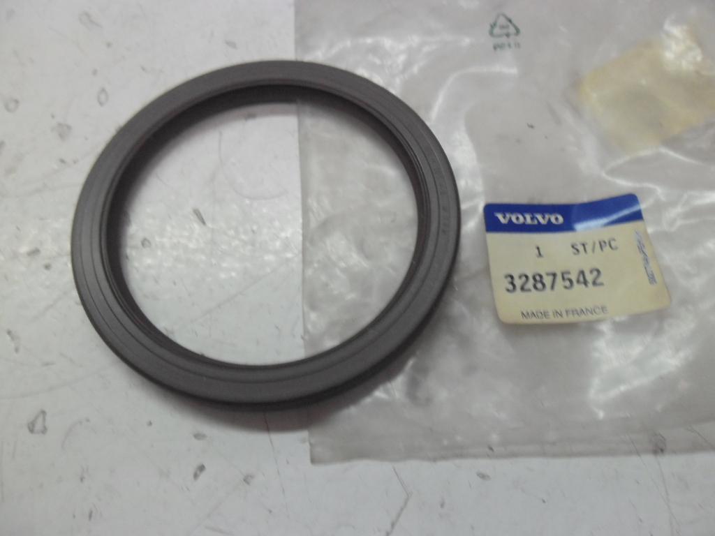 Pierscien uszczelniajacy, wal korbowy VOLVO V40 Producent części OEM