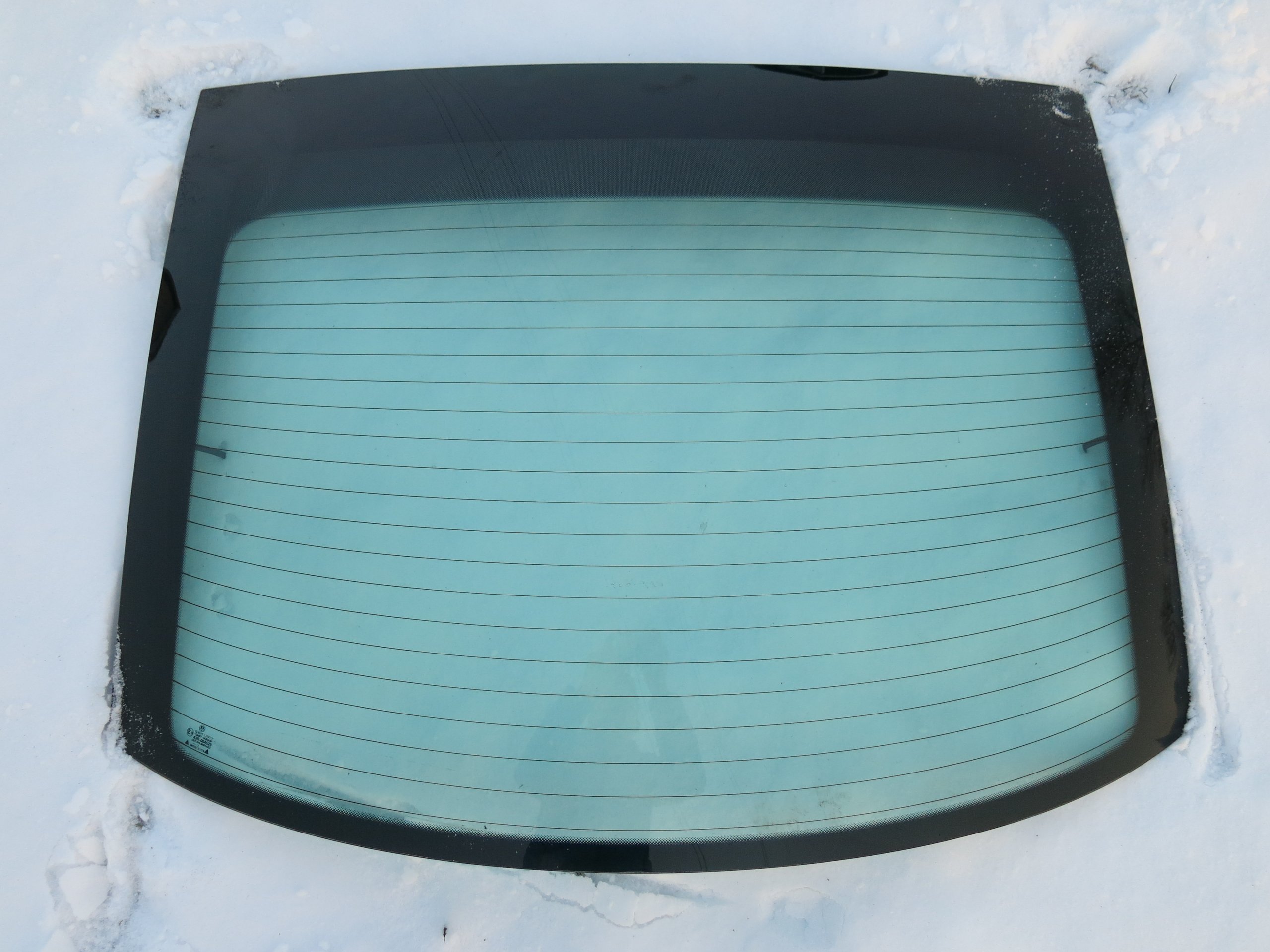 VW NEW BEETLE SZYBA KLAPY TYŁ TYLNA 1C0 ORYGINAŁ