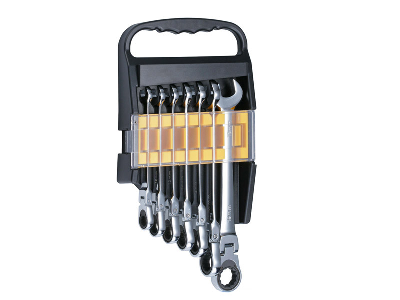 Boxo S Plochými Očkami A Račňovým Kĺbom