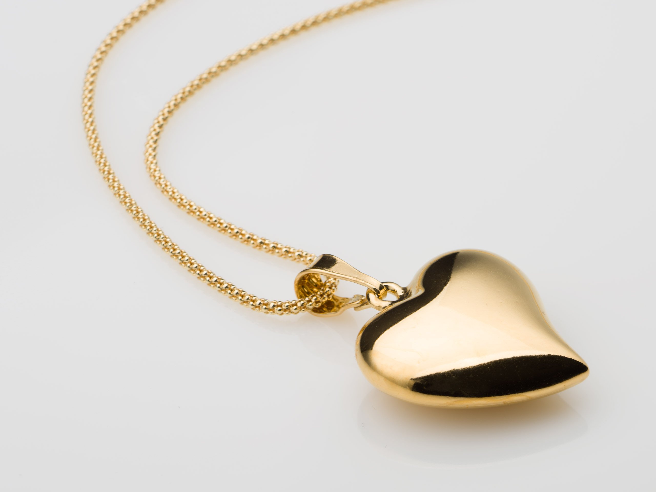 Zlaté srdce - Strieborný náhrdelník pozlátený 24k zlatom