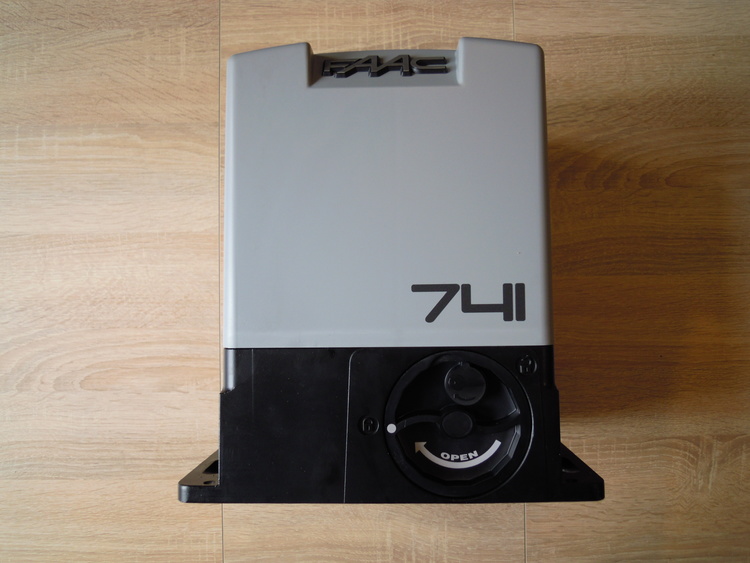 PEŁEN KOMPLET FAAC 741 (DELTA 3) z 3 pilotami Kod producenta 741