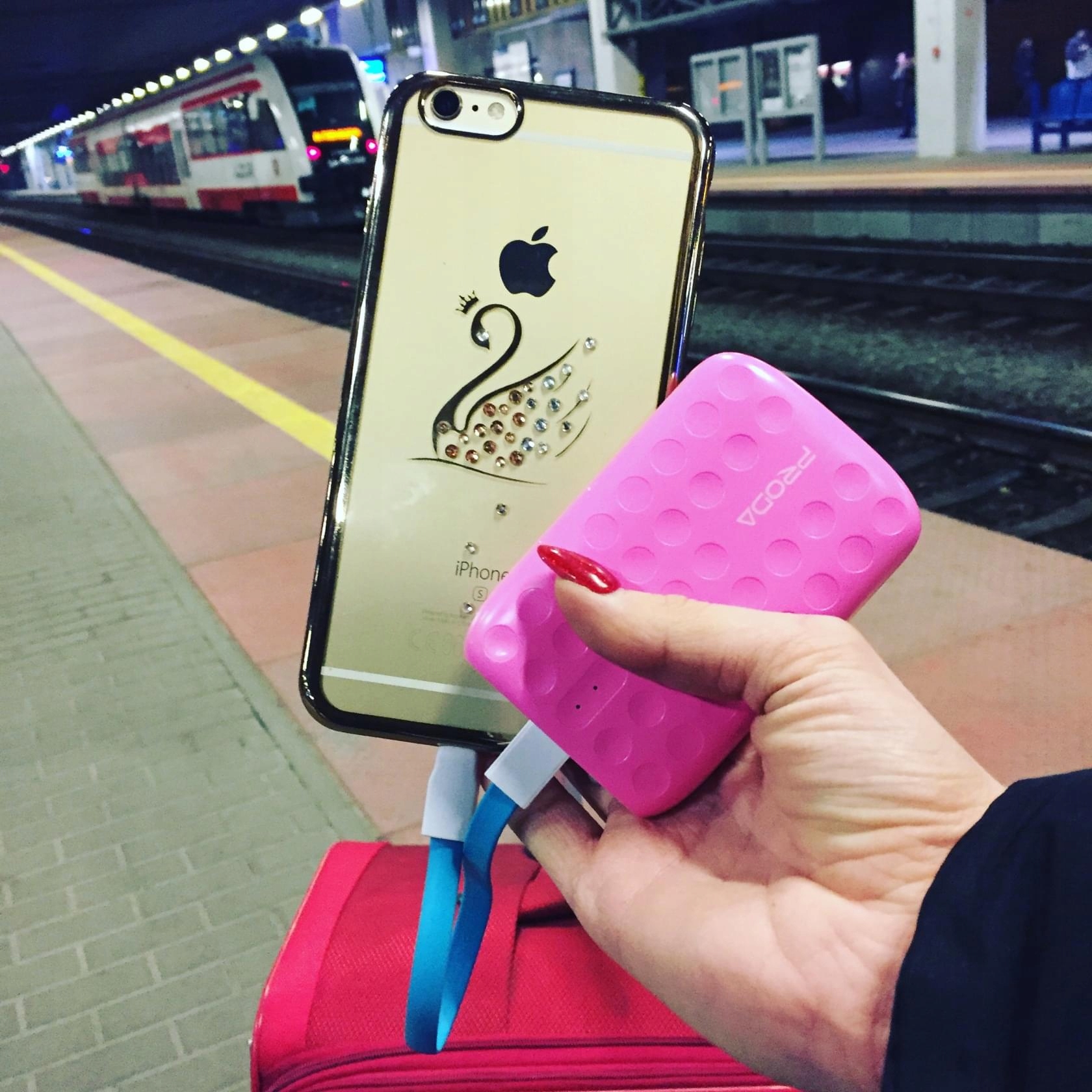Piękne Etui do iPhone 7 8 Plus LUXURY Swarovsky Dedykowany model iPhone 7 PLUS/ 8 PLUS