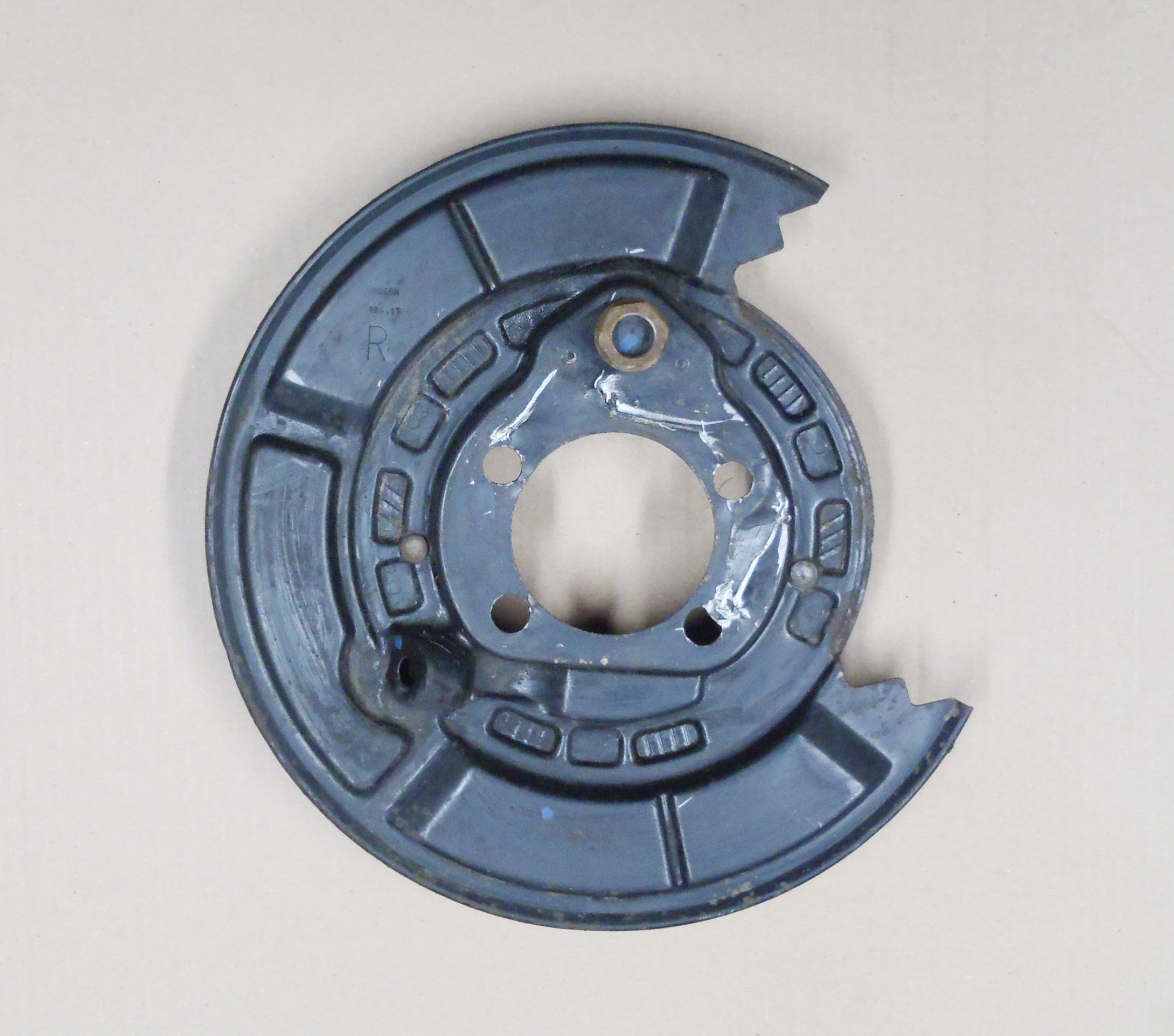 46503-0F040 - VERSO 09-18 ЩИТОК ЗАДНЕГО ОПОРНОГО ДИСКА