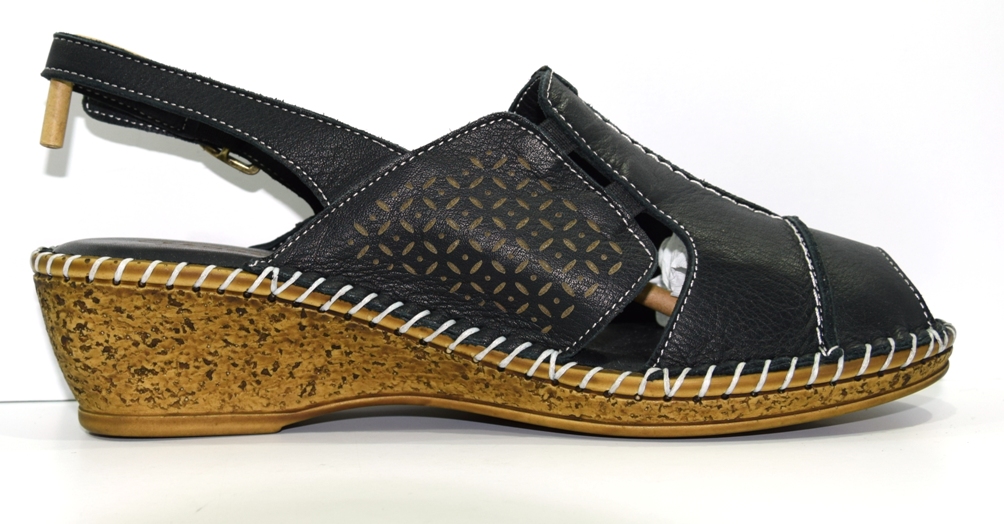 Dámské Letní Sandály Na Klínku 40C1406 38