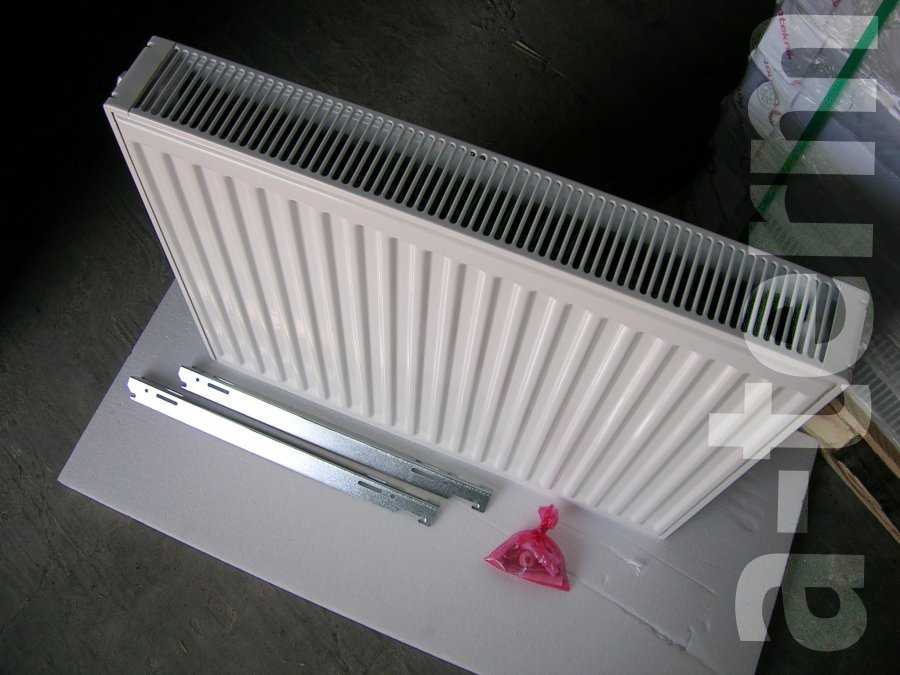 GRZEJNIK panelowy C33 600x1400 4210W/90° ! JAKOŚĆ gt310 Marka Caradon