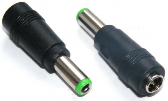 

Adapter Przejście DC gniazdo 2,1 - wtyk 3,0 (2626)