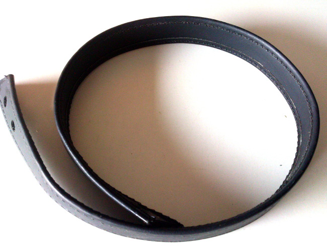 HARLEY V-ROD ТУРИСТИЧЕСКИЙ РЕМЕНЬ СИДЕНЬЯ 02-06