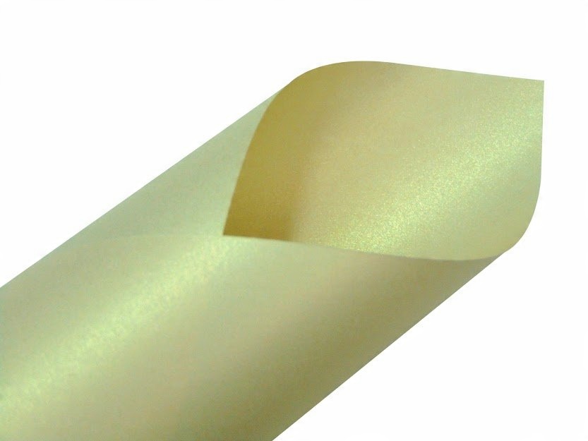 

Papier ozdobny perłowy Galaxy vaniliowy 250g A4 5a