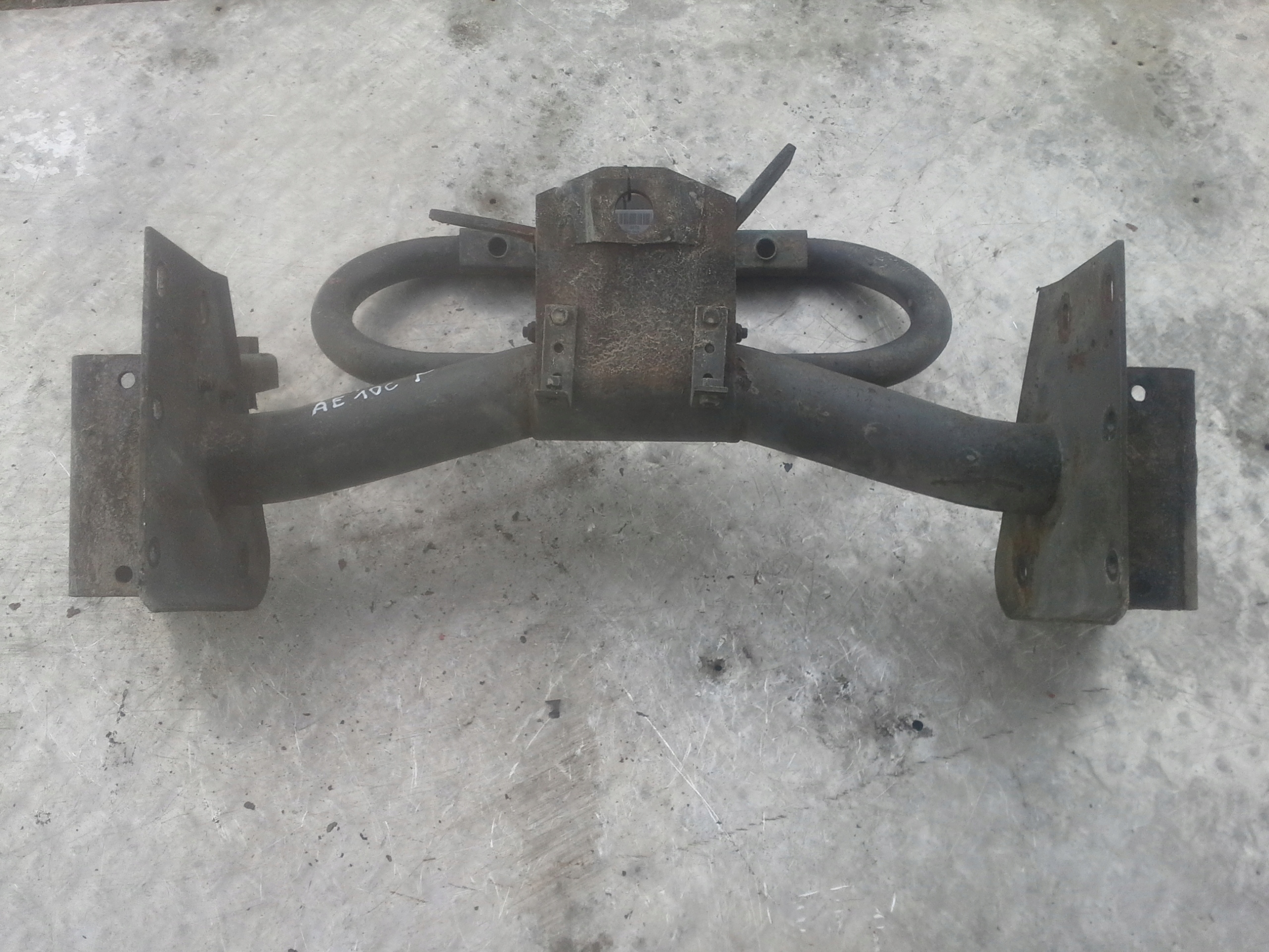 DAF1000 800 STOPIEŃ BELKA POPRZECZNA WSPORNIK RAMY Producent części DAF OE