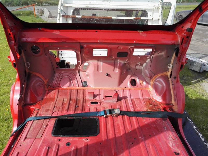 четверть TRAFIC VIVARO PRIMASTAR