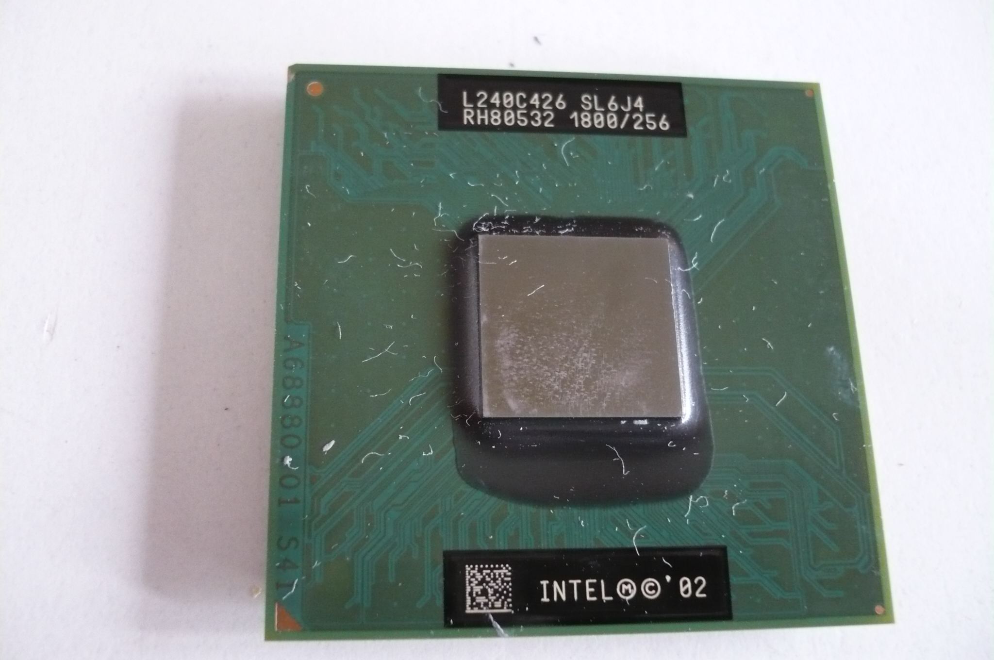 Celeron 1.0Формоза. Intel celeron 1.10 ghz