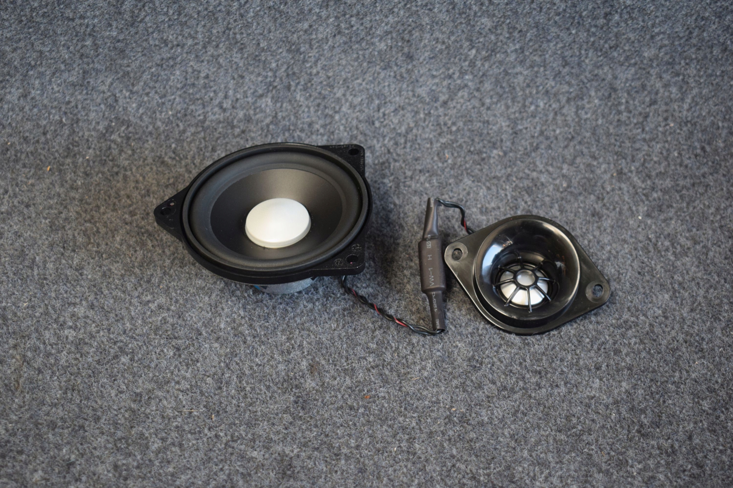 Динамік консоль MINI COOPER F54 F55 F56 F60 HARMAN