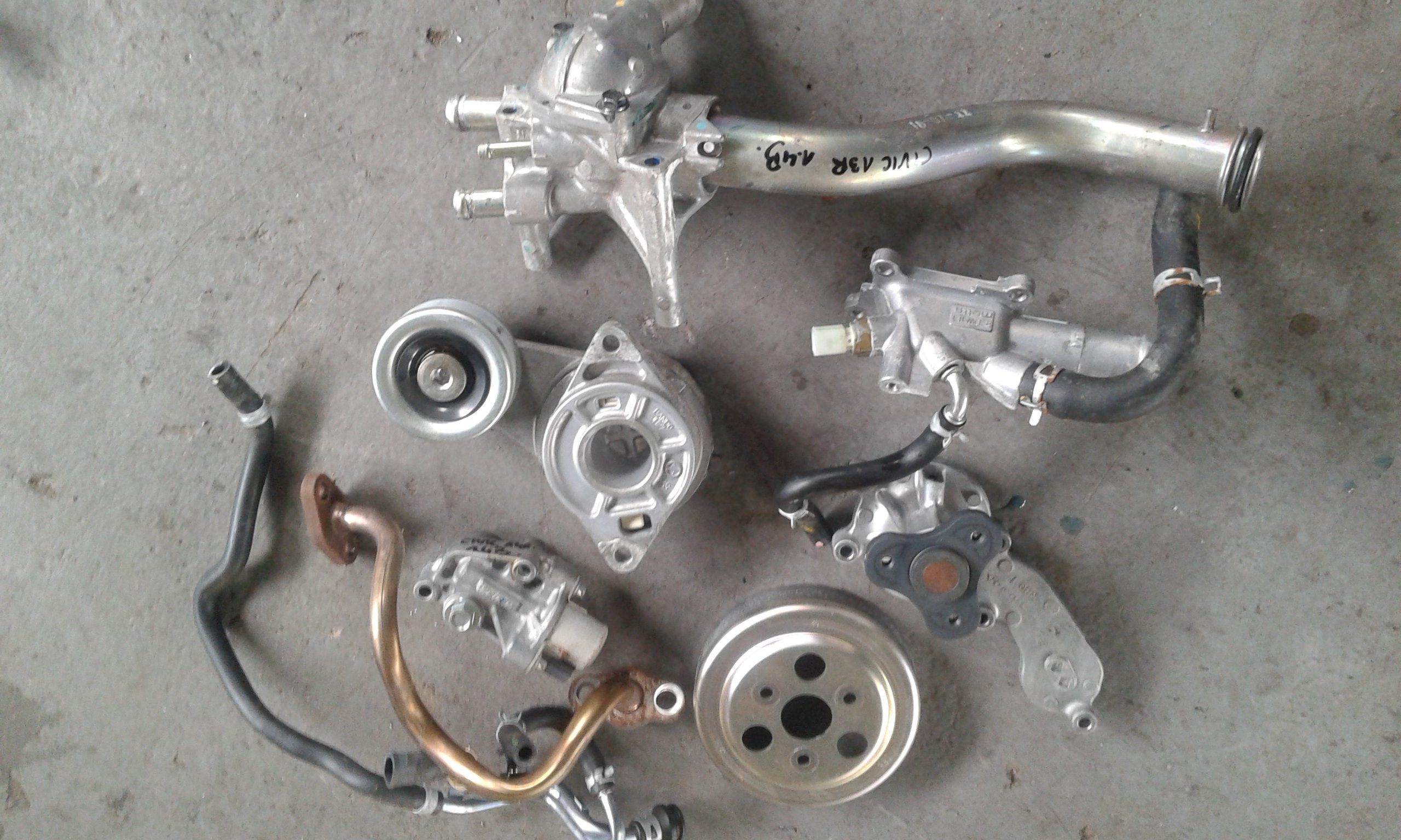 HONDA CIVIC UFO IX 13R 1.4 B КОРПУС ТЕРМОСТАТА