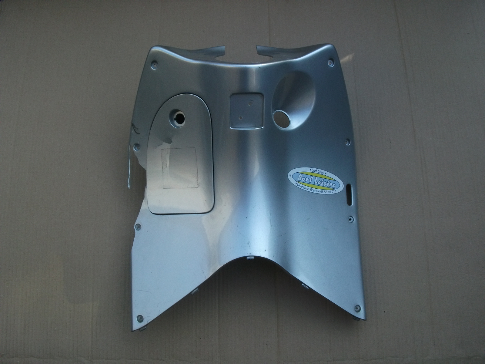 HONDA NES 125 КОКПИТ НАКОЛЕННИК