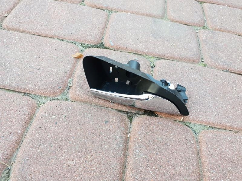 handle door inner right Opel Astra J IV GTC