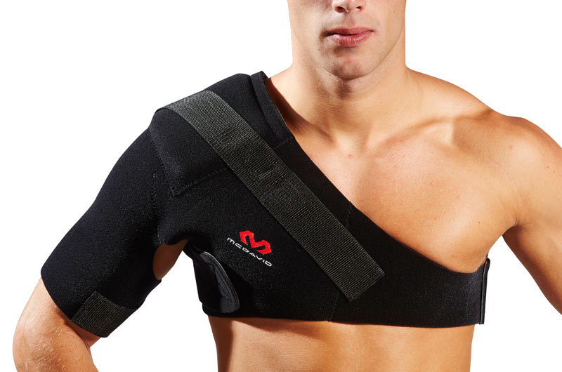 Shoulder well. Ортез плечевой DONJOY Shoulder Stabilizer правый. Защита ключицы. Бандаж для лопатки и плеча. Ключичный бандаж для занятий спортом.