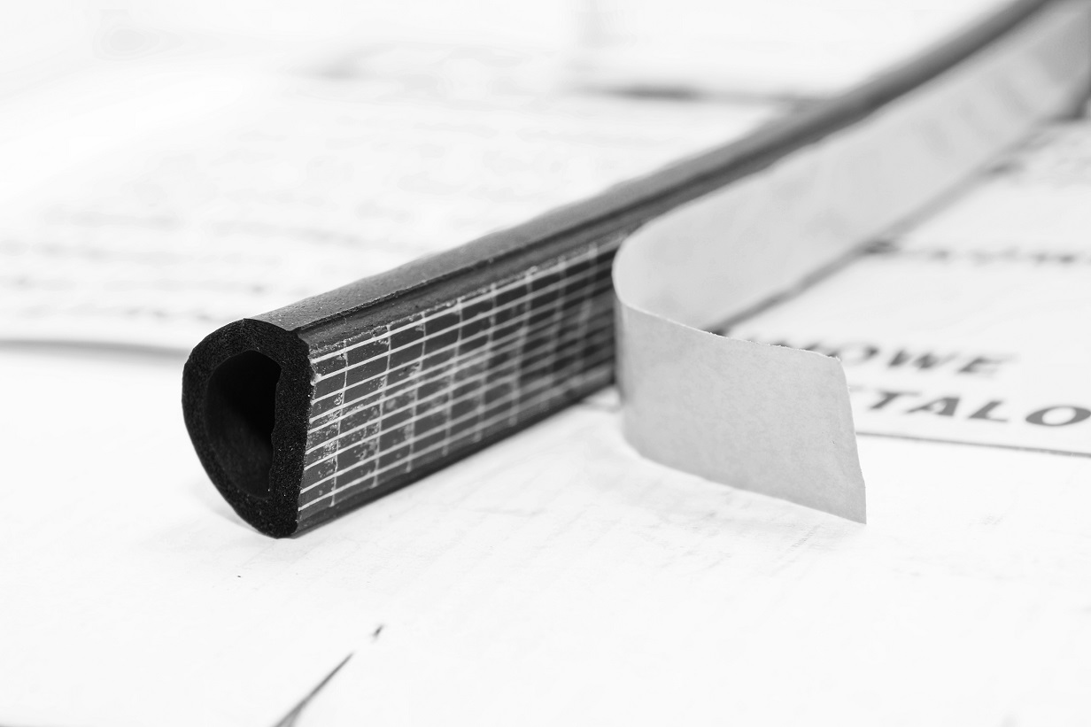 USZCZELKA GUMOWA DO OKIEN DRZWI PRZEMYSŁU 21x15mm Grubość 15 mm