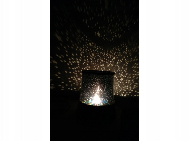 LAMPKA NOCNA PROJEKTOR GWIAZD POKÓJ DZIECIĘCY HIT Marka inna