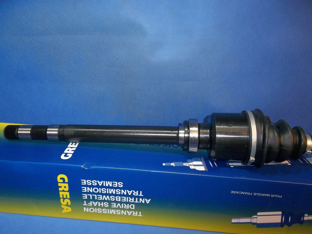 NOWA PÓŁOŚ NAPĘDOWA PRAWA PEUGEOT 607 T5596 Z 32731W 9806676180 Typ samochodu Samochody osobowe