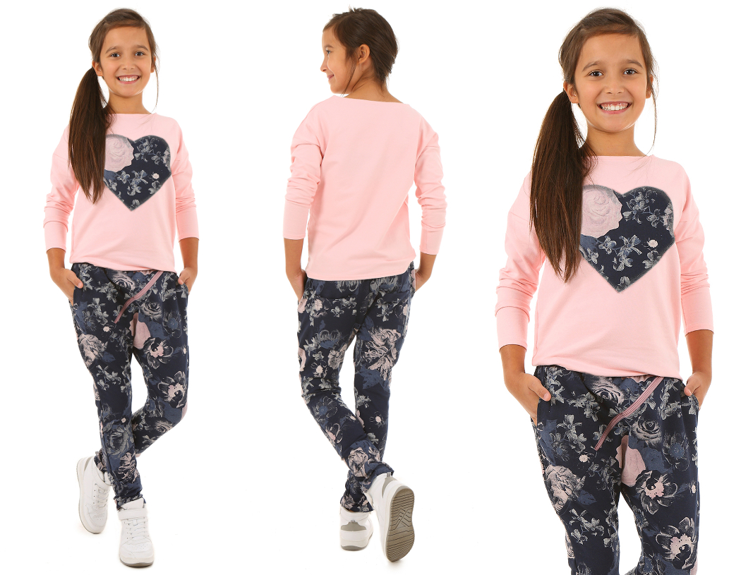 

Bluza z sercem w Kwiaty, serce granat 116 Kropek