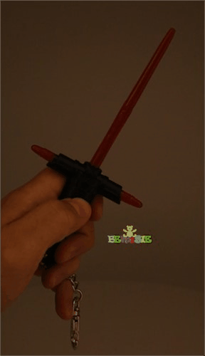 DISNEY MIECZ ŚWIETLNY BRELOCZEK STAR WARS KYLO REN Kod producenta PORTE CLES