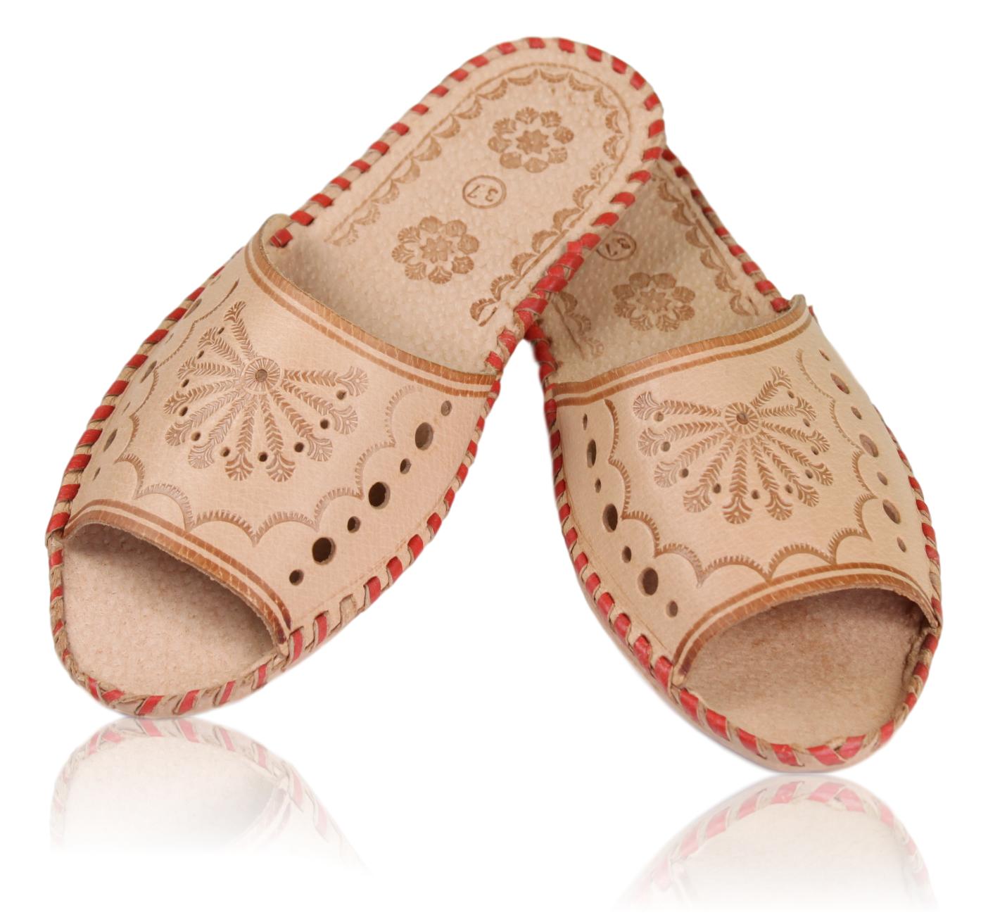 Kapcie klapki damskie skórzane regionalne 1119 40 Rozmiar 40