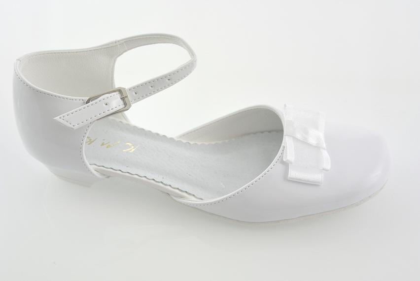 Сон белые туфли. Туфли белые свадебные. Белые туфли с круглым носом. Туфли белые. Сон белые туфли.