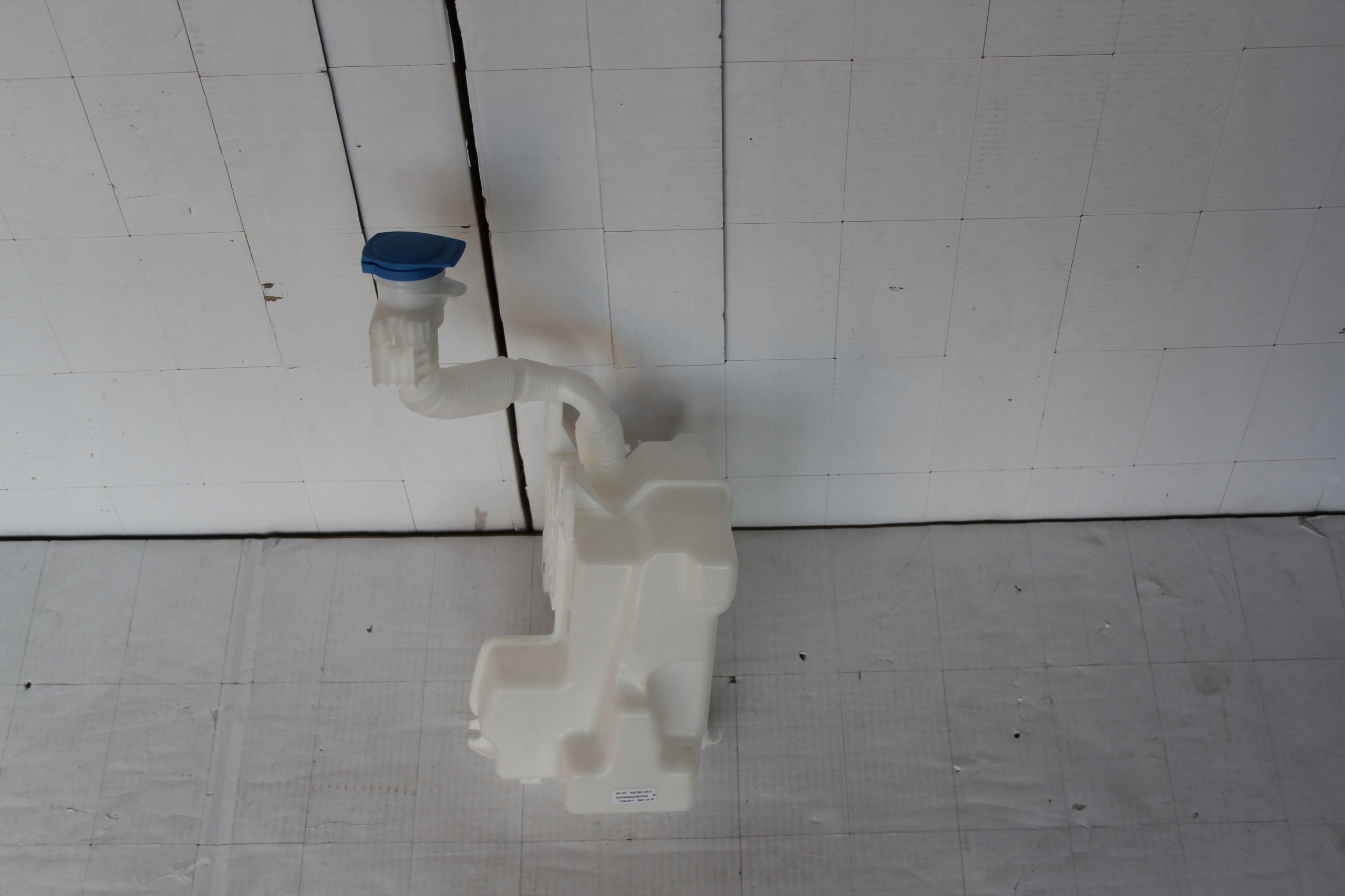 БАЧОК ОМИВАЧА VW E GOLF 7 5G0955449G