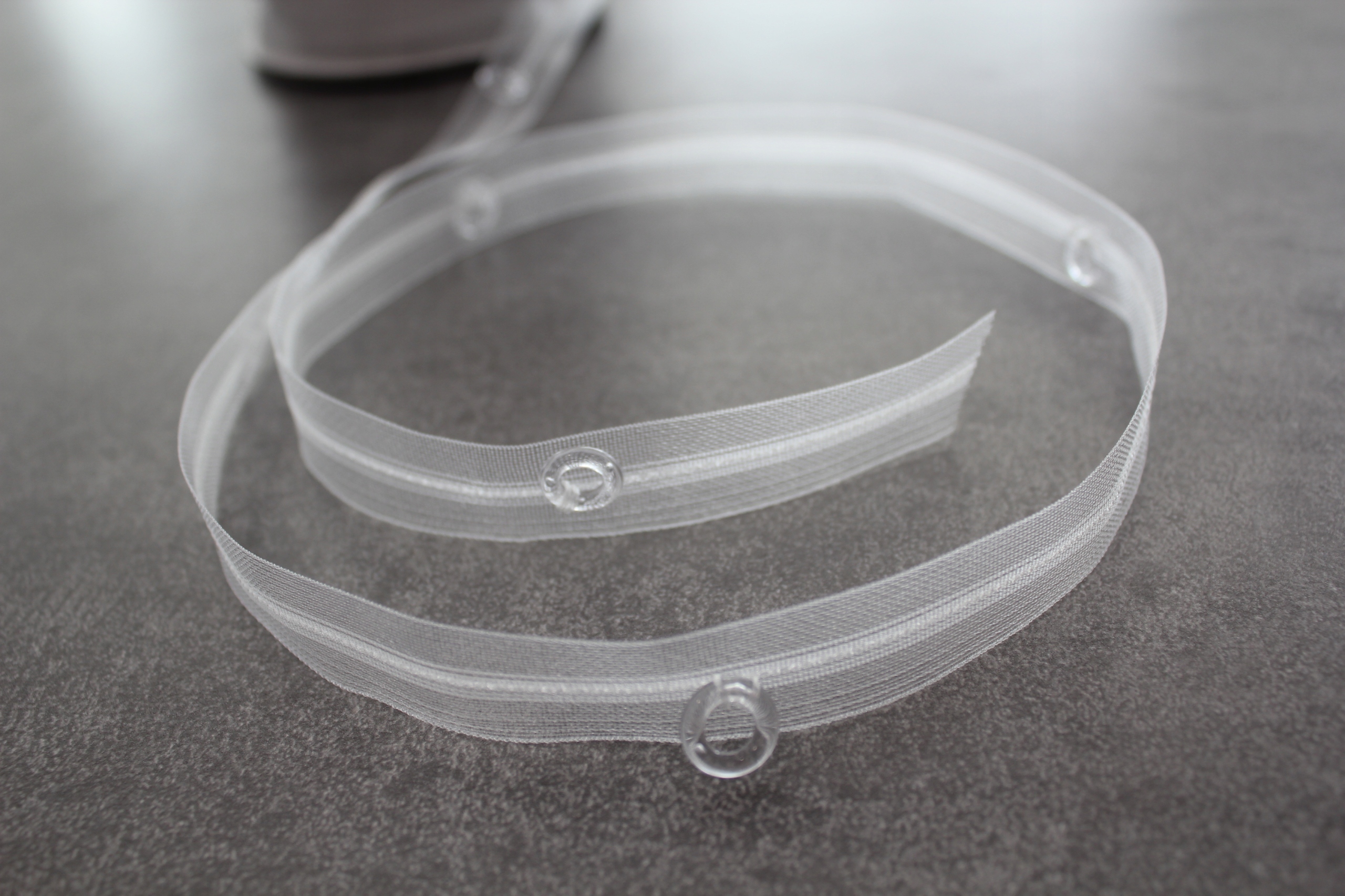 TAŚMA Z KÓŁKAMI DO ROLET RZYMSKICH, FIRAN 2 cm. Kod producenta 0001