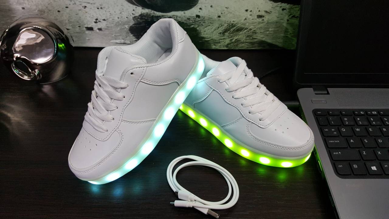 BUTY LED BIAŁE ŚWIECĄCE NA 7 KOLORÓW HIT R.37 Rozmiar (new) 37