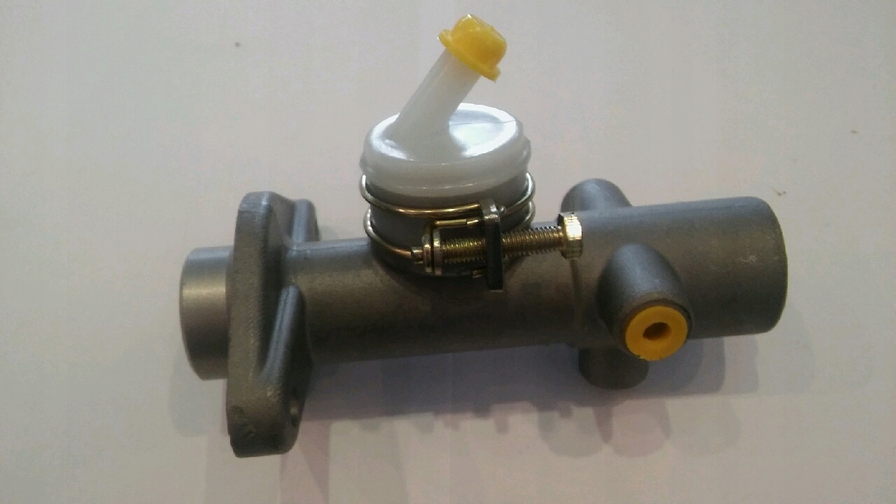 POMPA HAMULCOWA WOZEK NISSAN seria D02 46010 6K000