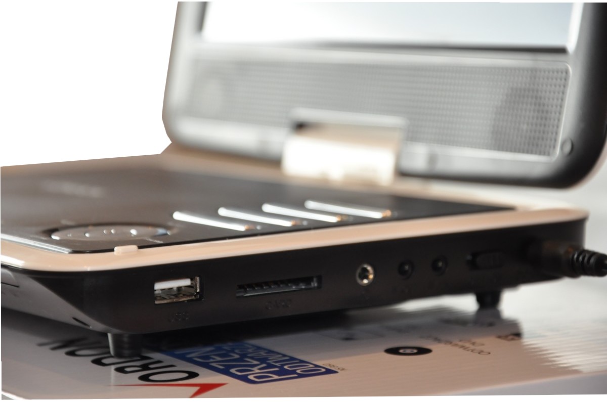 PRZENOŚNE DVD VORDON 10.2C USB SD GRY MP3 do SZKOŁY DOMU SAMOCHODU NS-960 Przekątna ekranu 9