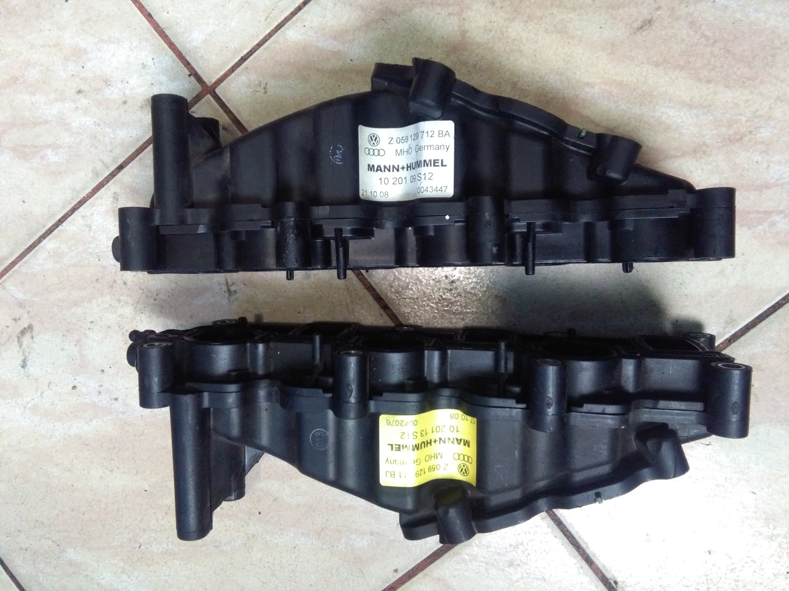 059129712BA 059129711BJ - Колектор дросельної заслінки Audi A4 A6 C6 CAN 2.7 TDI OE