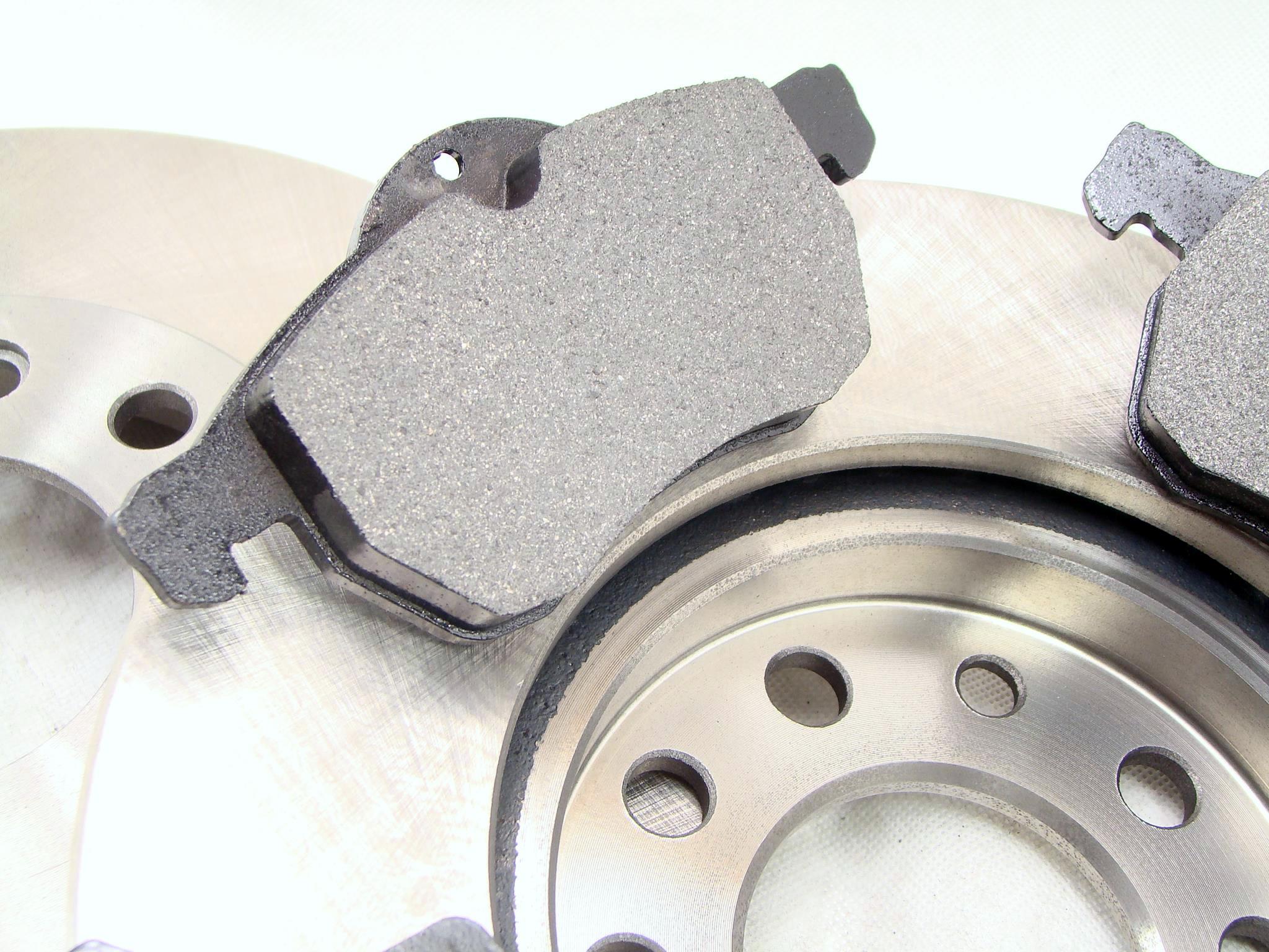 TARCZE KLOCKI PRZOD ASTRA II G H ZAFIRA MERIVA Discs type Ventilated