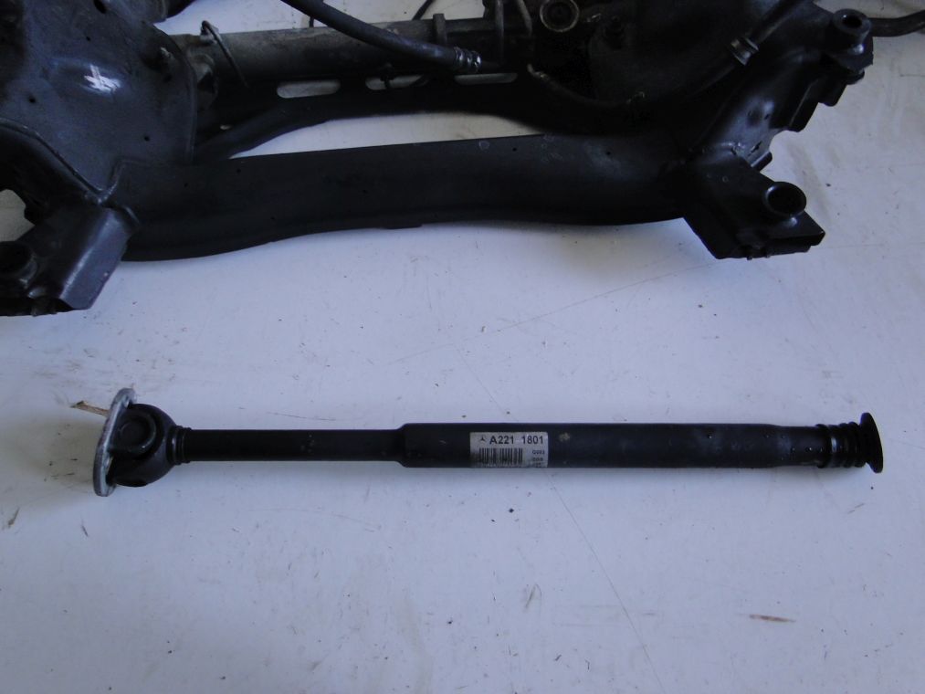 MERCEDES GLK X204 W221 221 WAL WALEK REDUKTORA 4x4 Parts manufacturer Mercedes Benz original OE