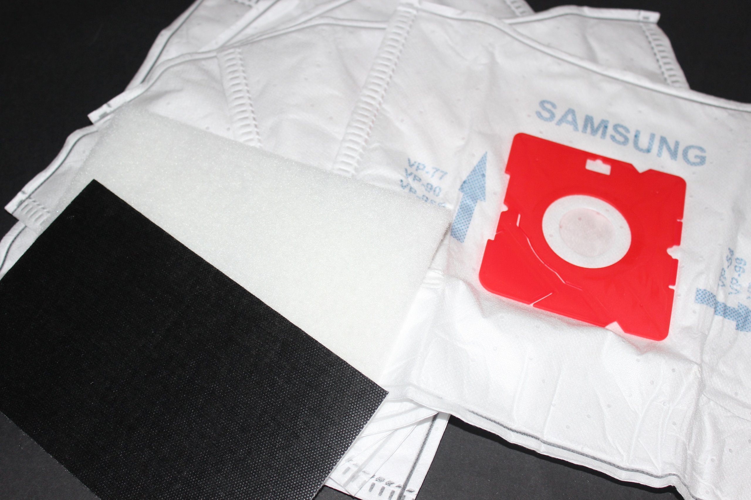 5 WORKI+2 FILTRY ODKURZACZA SAMSUNG SC41U0 Kolor dominujący biały