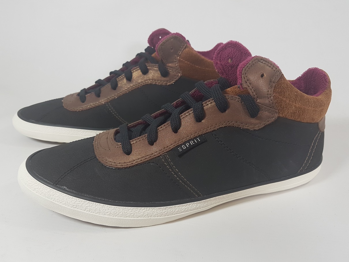 Pánské zateplené boty esprit Adidasy Vel 40