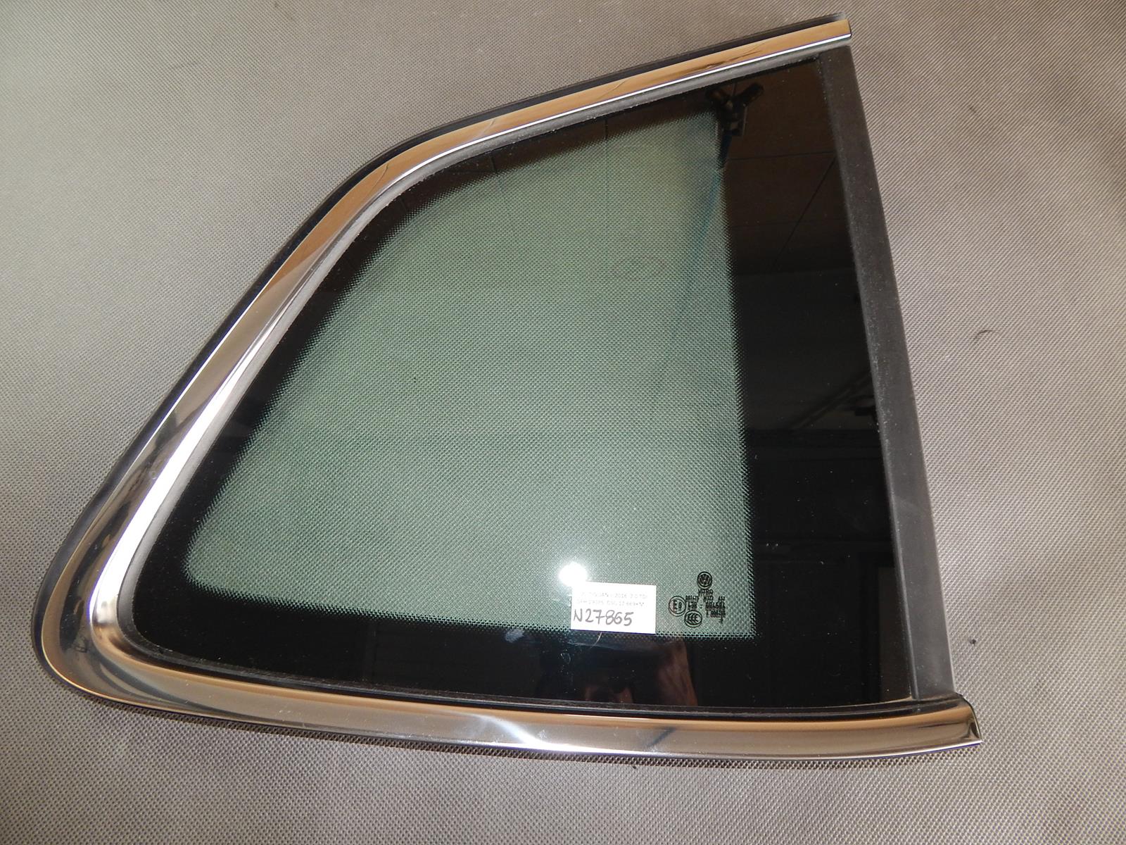 VW TIGUAN II WINDOW GLASS BODY RIGHT REAR 16