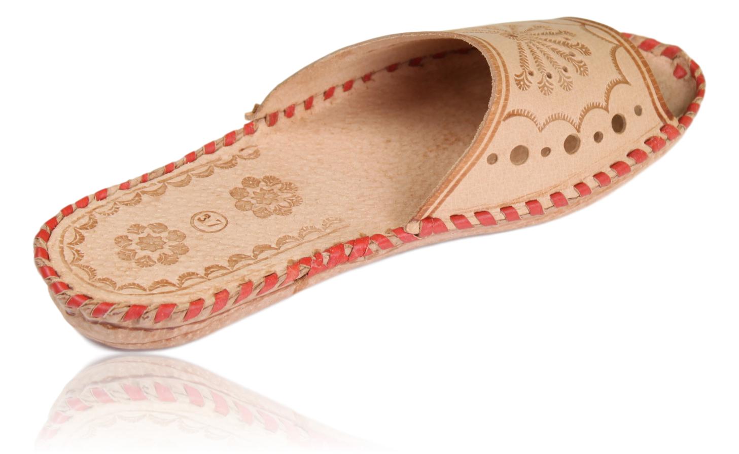 Kapcie klapki damskie skórzane regionalne 1119 38 Płeć Produkt damski