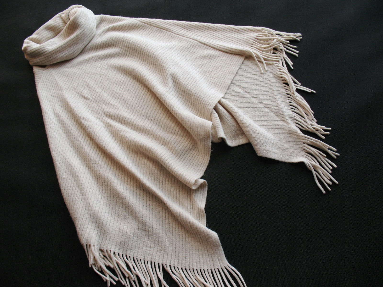 COLLECTION___UNIWERSALNE PONCZO