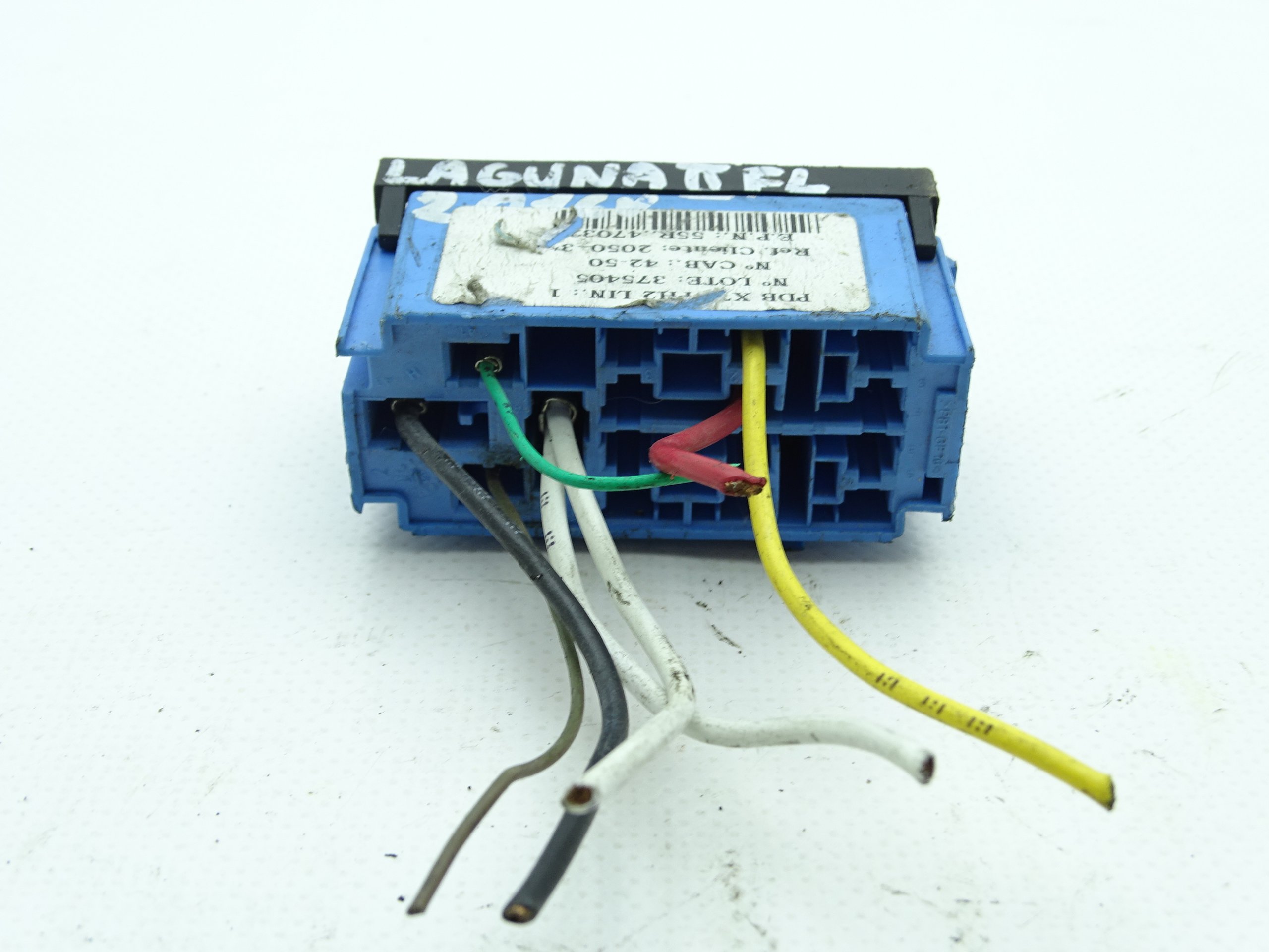 RENAULT LAGUNA II SKRZYNKA BEZPIECZNIKÓW Numer katalogowy części RENAULT_LAGUNA_II_SKRZYNKA_BEZPIECZNIKÓW