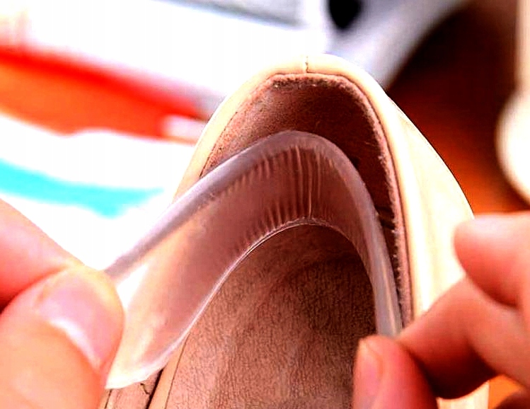 G10-87 ŻELOWE ZAPIĘTKI NA OBTARTE PIĘTY + ODCISKI Rozmiar zakresowy 32.0-48.0