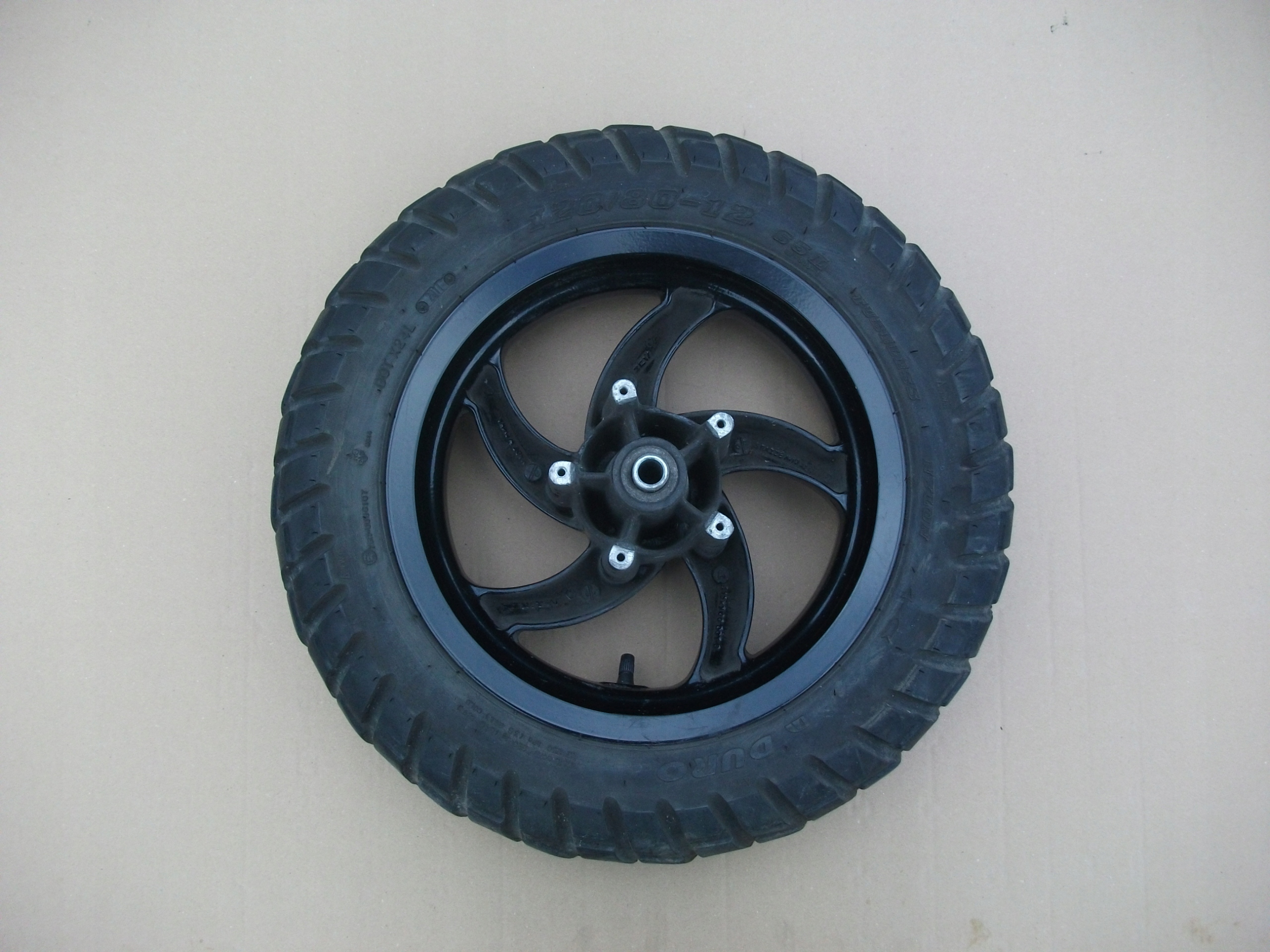 PIAGGIO TYPHOON 50 MOTARD KOLO OPONA PRZOD