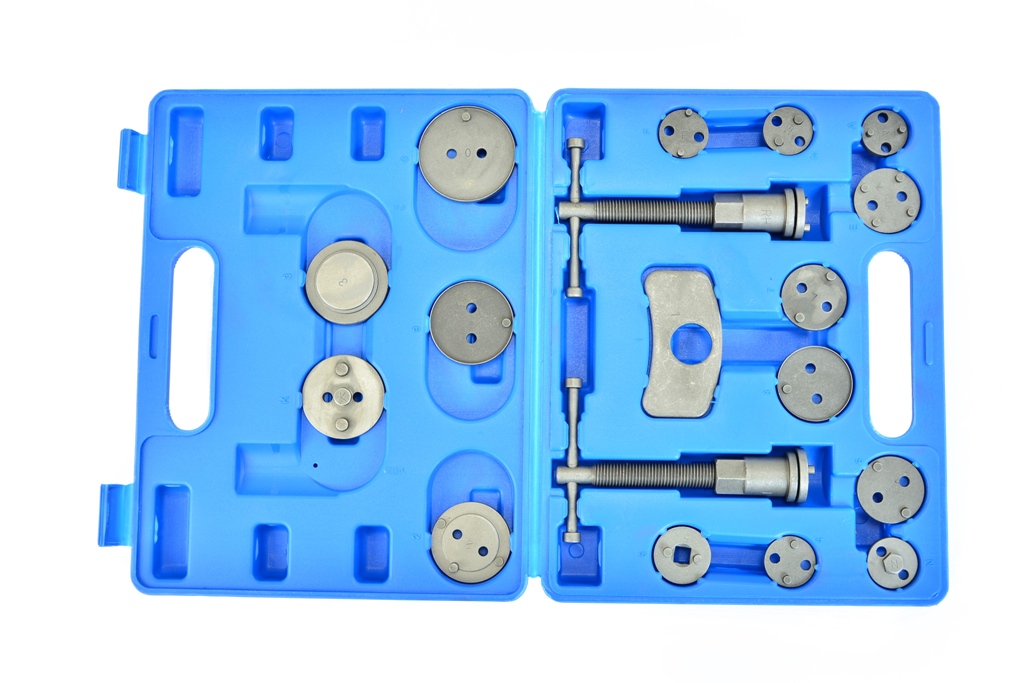 ZEST.DO WYCISKANIA TŁOCZKÓW HAMULCOWYCH 18el Farys EAN (GTIN) 5907781832507